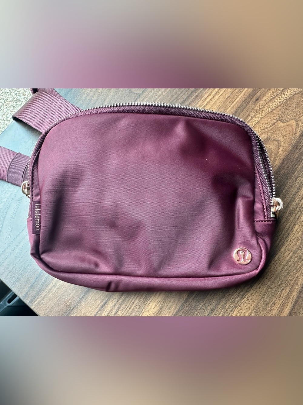 Lululemon Everywhere Belt Bag 2L Garnet/Rose Gold